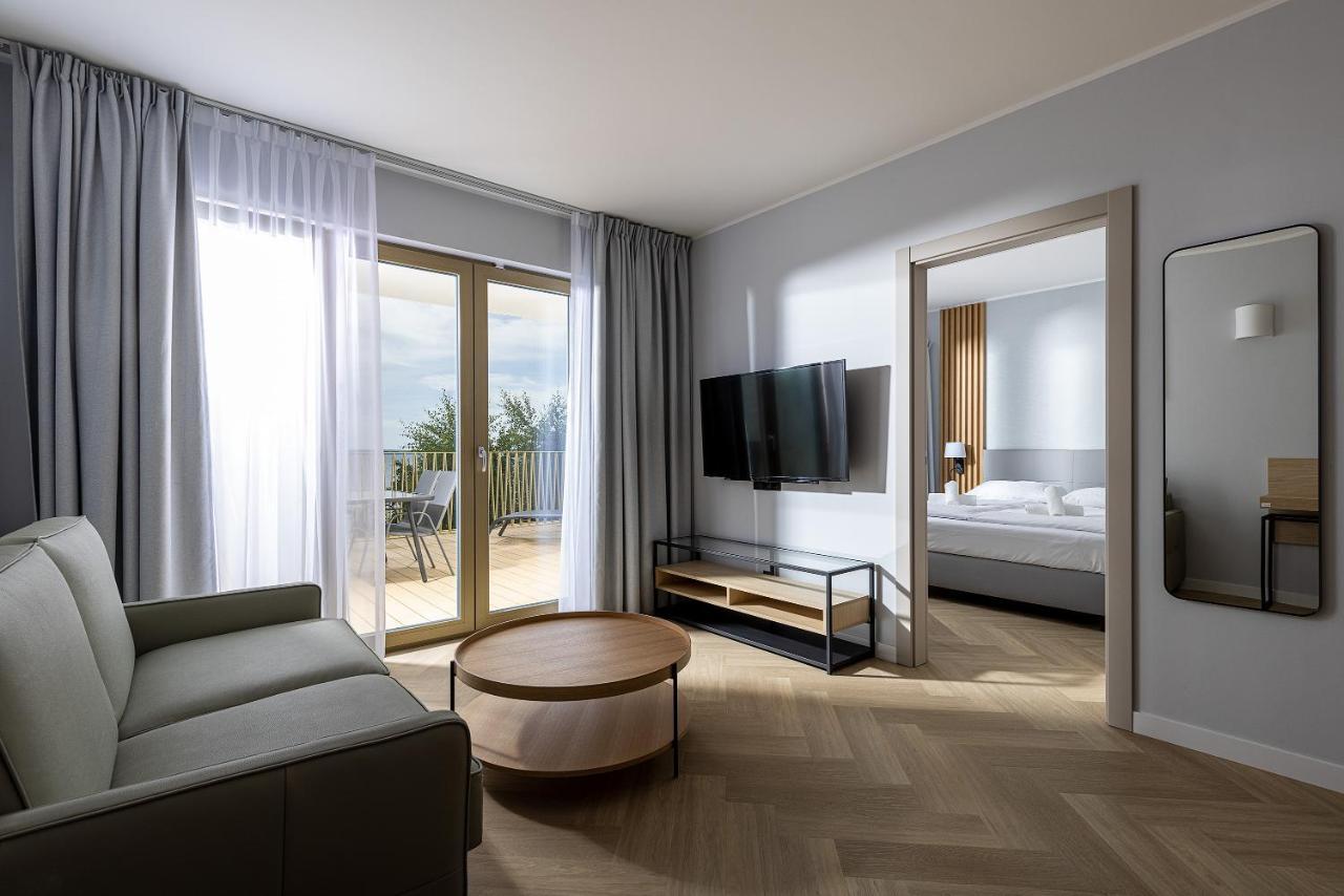 Hotel Meridian Chałupy エクステリア 写真