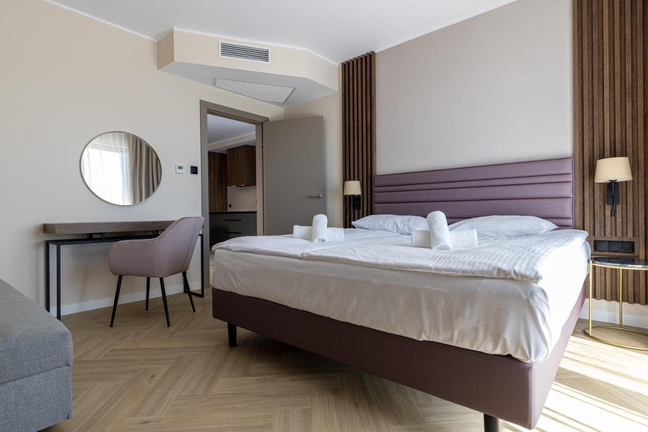 Hotel Meridian Chałupy エクステリア 写真