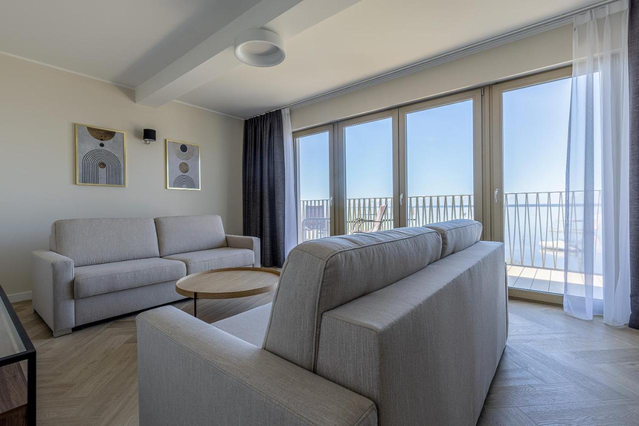Hotel Meridian Chałupy エクステリア 写真