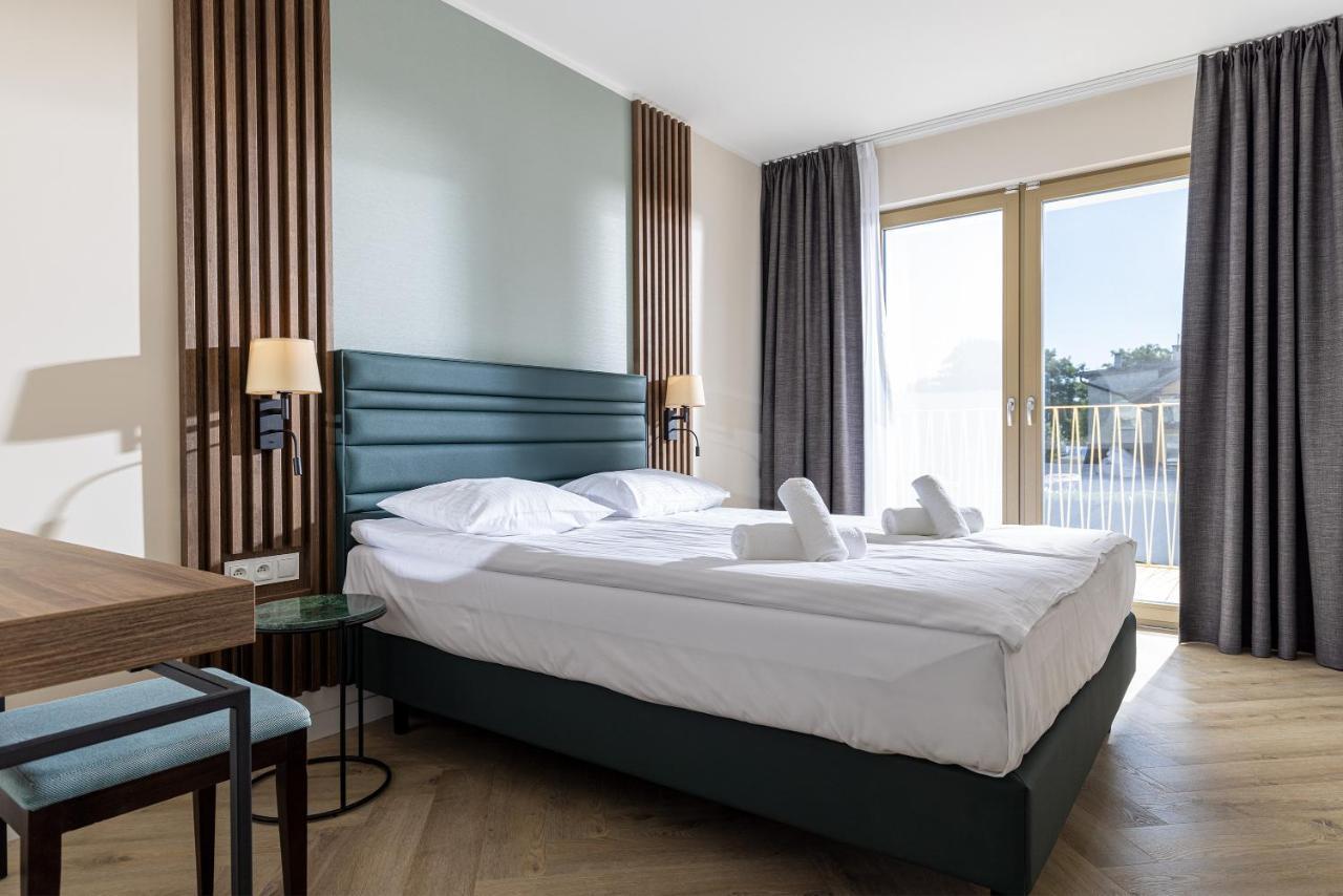 Hotel Meridian Chałupy エクステリア 写真