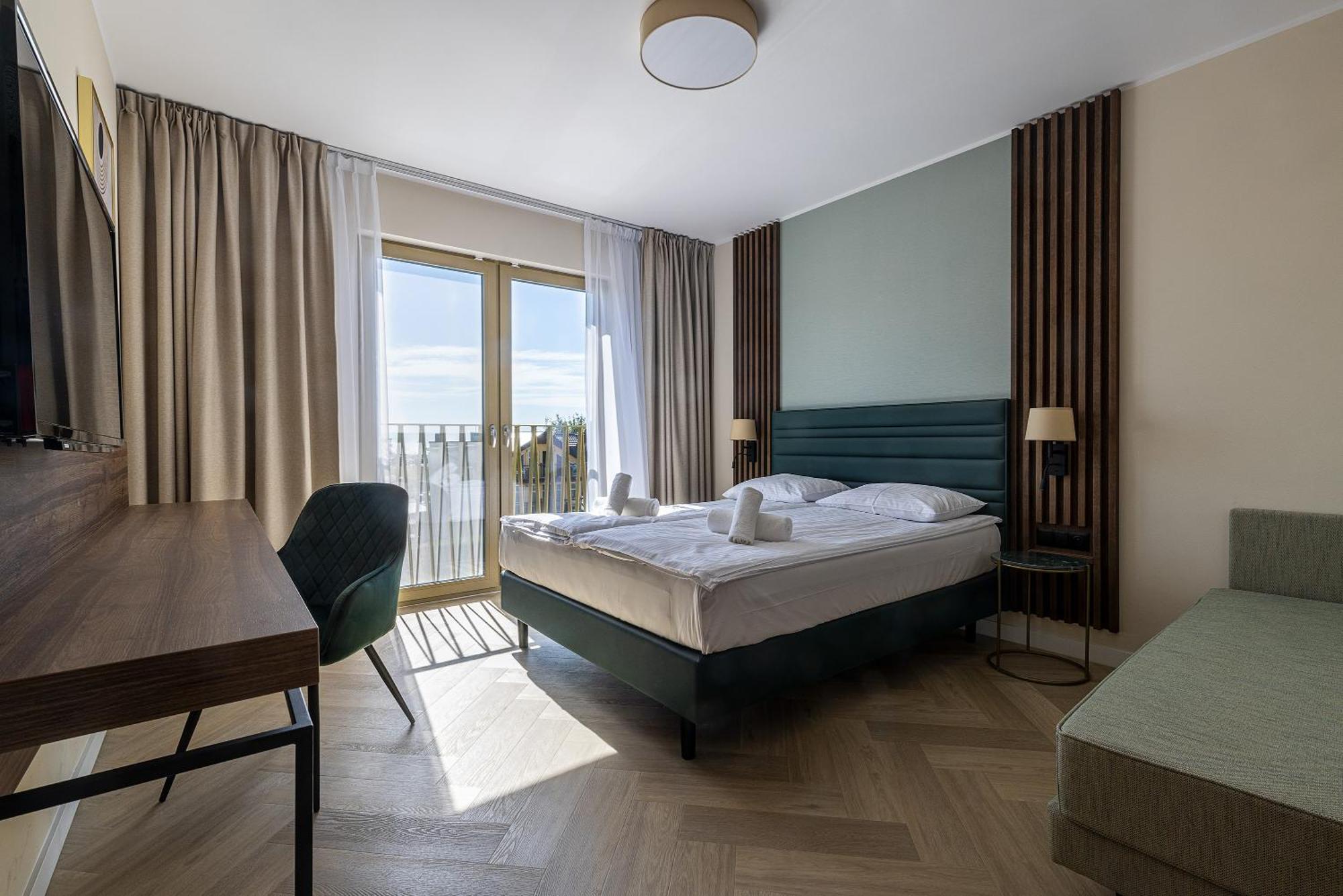 Hotel Meridian Chałupy エクステリア 写真